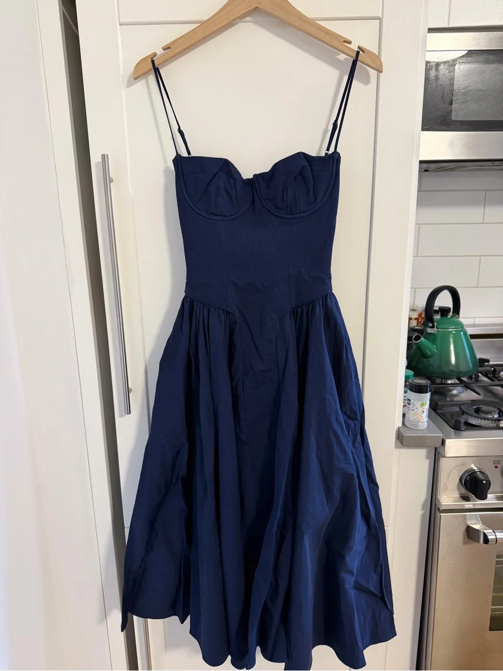 HOUSE OF CB 'Samaria' French Navy Corset Sundress NWOT - Picture 4 of 4